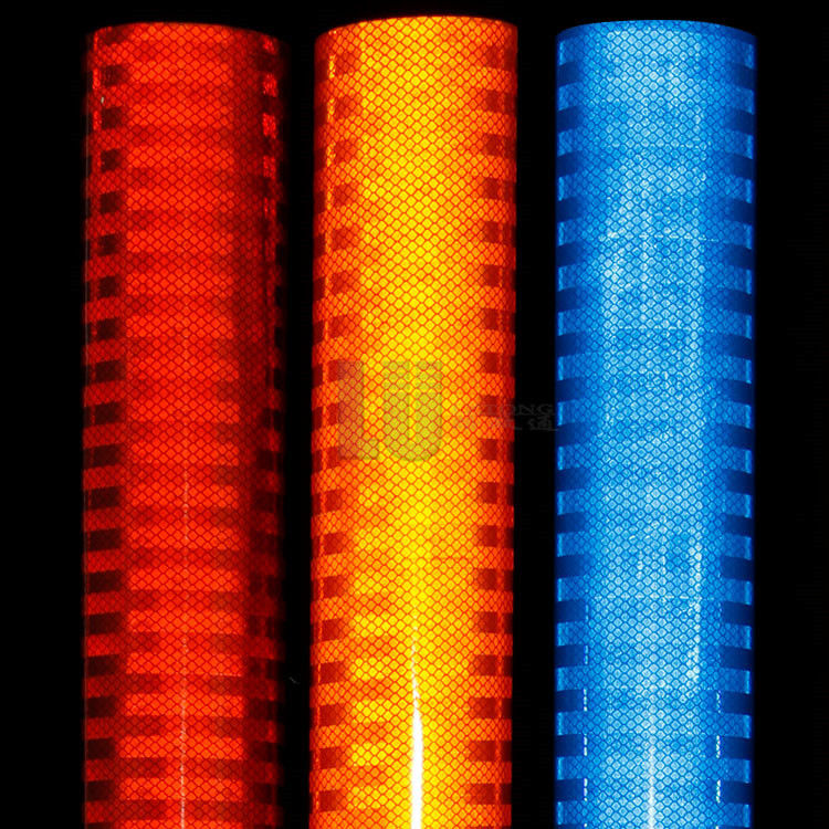 Filme refletor micro-prismático de alta visibilidade para engenheiros