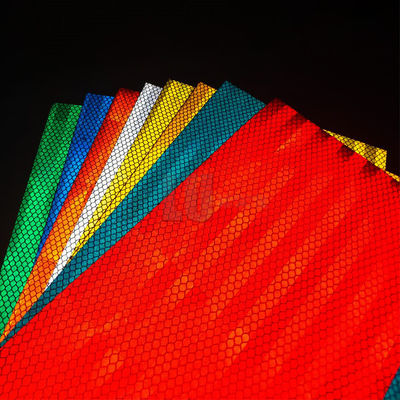 Red PET Micro Prismatic EGP Reflective Sheeting For Signs